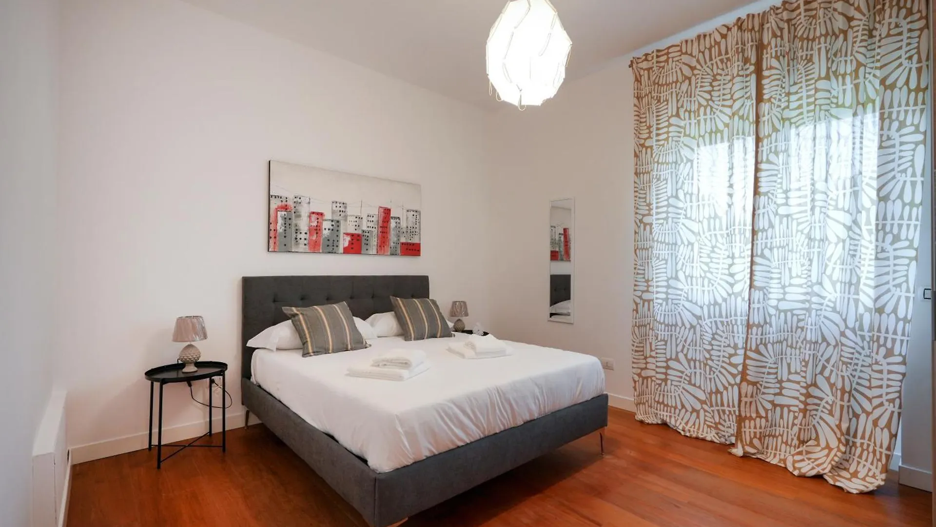 Gli Aquiloni Apartment - Steps From The Station Bari 0*,  Italy