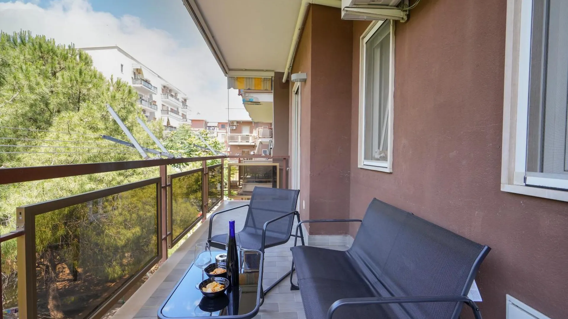 Gli Aquiloni Apartment - Steps From The Station Bari